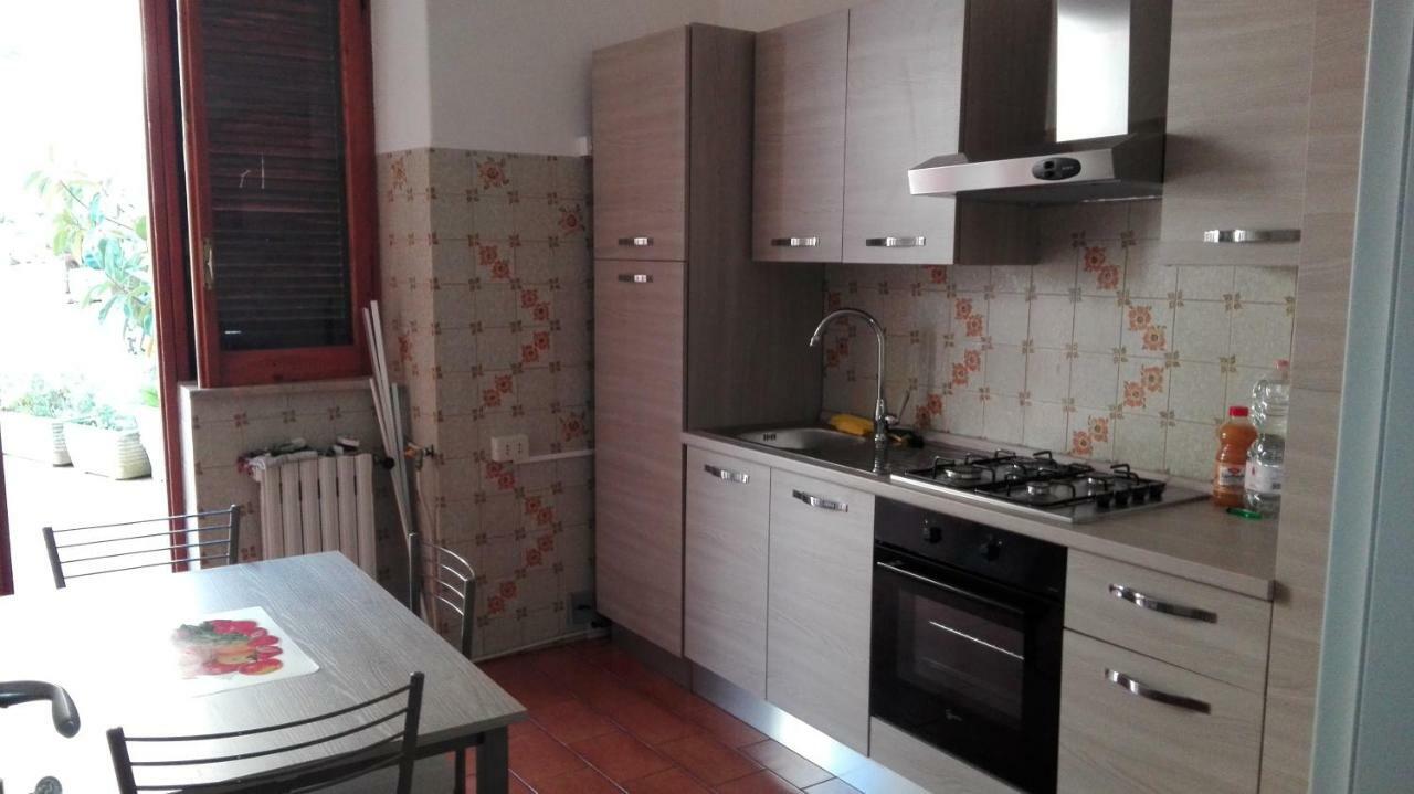 Вилла Acasadivalentina Maranola Экстерьер фото